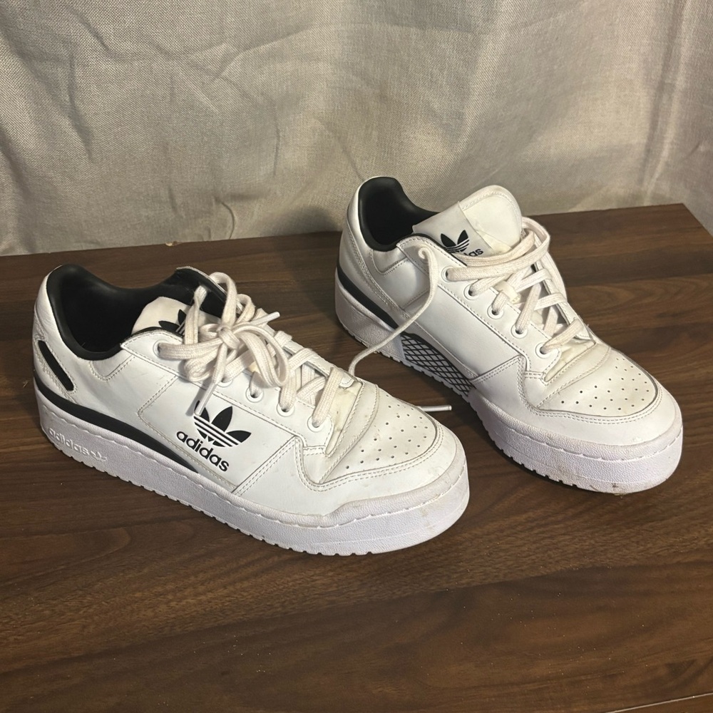 Adidas Forum Bold Sneaker White & Black Size 9 Women’s